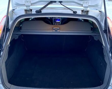 Серый Форд Фокус, объемом двигателя 1.6 л и пробегом 299 тыс. км за 5700 $, фото 10 на Automoto.ua