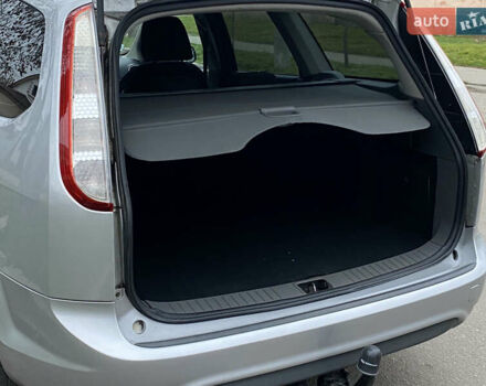 Сірий Форд Фокус, об'ємом двигуна 1.6 л та пробігом 197 тис. км за 6100 $, фото 7 на Automoto.ua