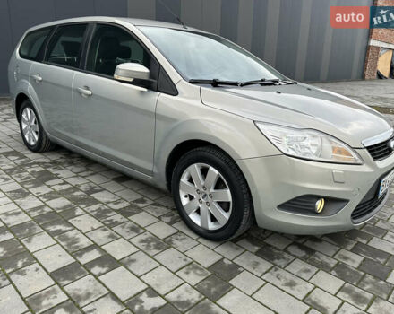 Сірий Форд Фокус, об'ємом двигуна 1.6 л та пробігом 258 тис. км за 5700 $, фото 2 на Automoto.ua