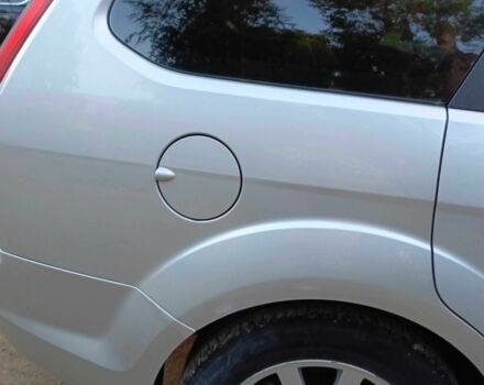 Серый Форд Фокус, объемом двигателя 2 л и пробегом 286 тыс. км за 5600 $, фото 3 на Automoto.ua