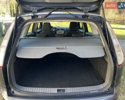 Серый Форд Фокус, объемом двигателя 1.6 л и пробегом 234 тыс. км за 5500 $, фото 12 на Automoto.ua