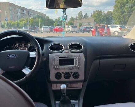 Форд Фокус 2009 в Гайсине на Automoto.ua Серый Форд Фокус, объемом двигателя 1.6 л и пробегом 224 тыс. км за 6300 $, фото 1 на Automoto.ua