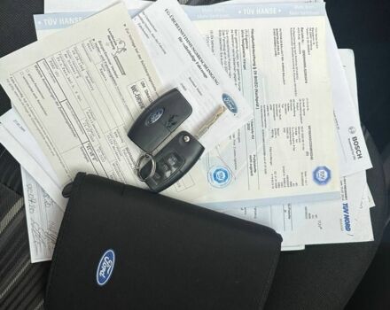 Серый Форд Фокус, объемом двигателя 1.6 л и пробегом 203 тыс. км за 5900 $, фото 7 на Automoto.ua