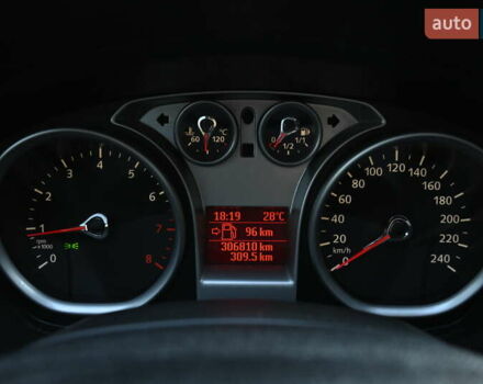 Форд Фокус 2009 в Бердичеве на Automoto.ua Серый Форд Фокус, объемом двигателя 1.6 л и пробегом 306 тыс. км за 4900 $, фото 17 на Automoto.ua