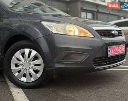 Серый Форд Фокус, объемом двигателя 0 л и пробегом 203 тыс. км за 5900 $, фото 3 на Automoto.ua