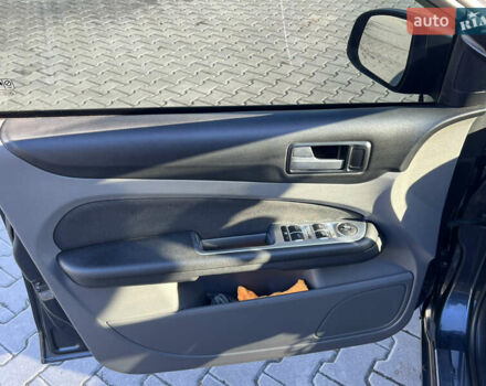 Серый Форд Фокус, объемом двигателя 1.6 л и пробегом 270 тыс. км за 5999 $, фото 28 на Automoto.ua