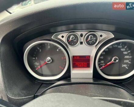 Серый Форд Фокус, объемом двигателя 1.6 л и пробегом 242 тыс. км за 4999 $, фото 2 на Automoto.ua