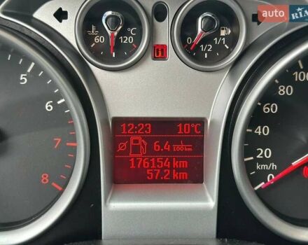 Сірий Форд Фокус, об'ємом двигуна 1.6 л та пробігом 176 тис. км за 5699 $, фото 24 на Automoto.ua