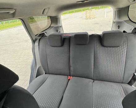 Серый Форд Фокус, объемом двигателя 1.6 л и пробегом 249 тыс. км за 5600 $, фото 11 на Automoto.ua