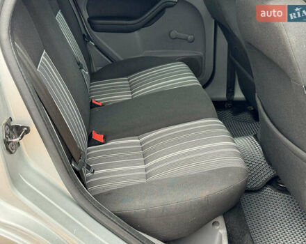 Сірий Форд Фокус, об'ємом двигуна 1.6 л та пробігом 300 тис. км за 5440 $, фото 20 на Automoto.ua