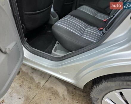 Сірий Форд Фокус, об'ємом двигуна 1.6 л та пробігом 237 тис. км за 5800 $, фото 14 на Automoto.ua