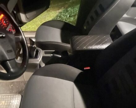 Серый Форд Фокус, объемом двигателя 1.6 л и пробегом 300 тыс. км за 5000 $, фото 1 на Automoto.ua