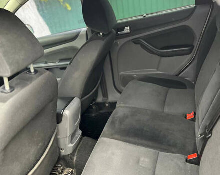 Серый Форд Фокус, объемом двигателя 1.6 л и пробегом 273 тыс. км за 4000 $, фото 13 на Automoto.ua