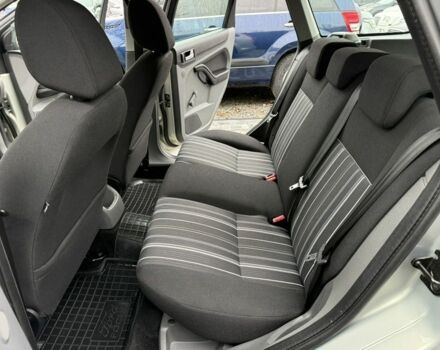 Серый Форд Фокус, объемом двигателя 1.6 л и пробегом 156 тыс. км за 6850 $, фото 11 на Automoto.ua