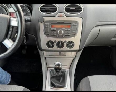 Сірий Форд Фокус, об'ємом двигуна 1.6 л та пробігом 232 тис. км за 5800 $, фото 11 на Automoto.ua