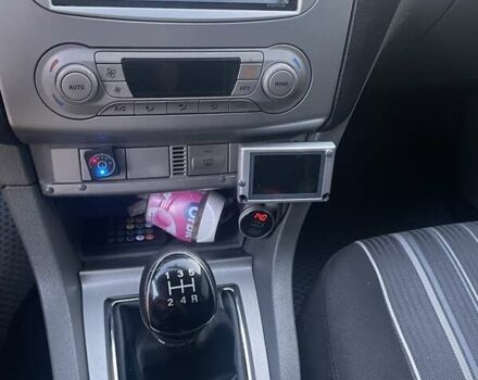 Сірий Форд Фокус, об'ємом двигуна 1.6 л та пробігом 295 тис. км за 5200 $, фото 23 на Automoto.ua