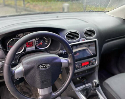 Серый Форд Фокус, объемом двигателя 1.75 л и пробегом 325 тыс. км за 5750 $, фото 17 на Automoto.ua