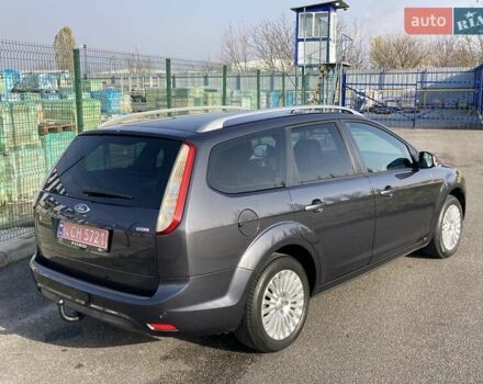 Серый Форд Фокус, объемом двигателя 1.6 л и пробегом 228 тыс. км за 6999 $, фото 30 на Automoto.ua