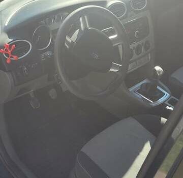 Сірий Форд Фокус, об'ємом двигуна 1.6 л та пробігом 212 тис. км за 6000 $, фото 4 на Automoto.ua