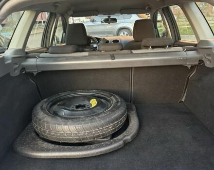 Сірий Форд Фокус, об'ємом двигуна 1.6 л та пробігом 266 тис. км за 5700 $, фото 7 на Automoto.ua