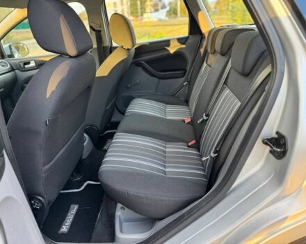 Сірий Форд Фокус, об'ємом двигуна 1.6 л та пробігом 226 тис. км за 4800 $, фото 7 на Automoto.ua