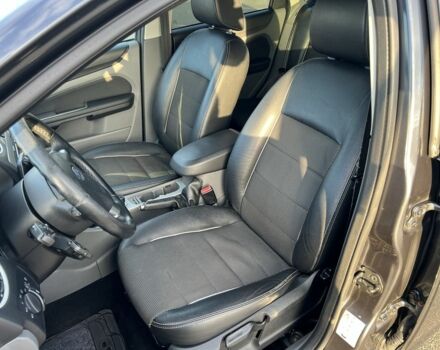 Серый Форд Фокус, объемом двигателя 1.6 л и пробегом 269 тыс. км за 4900 $, фото 15 на Automoto.ua