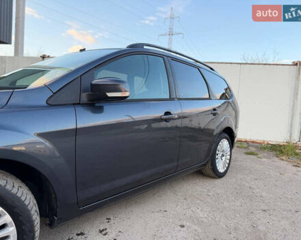 Серый Форд Фокус, объемом двигателя 1.6 л и пробегом 282 тыс. км за 5500 $, фото 14 на Automoto.ua