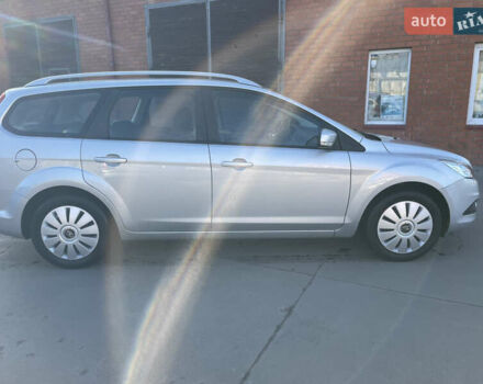 Сірий Форд Фокус, об'ємом двигуна 1.6 л та пробігом 236 тис. км за 5600 $, фото 5 на Automoto.ua