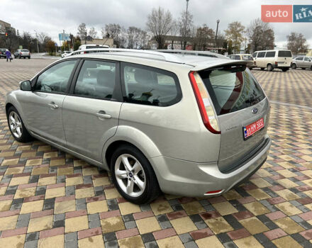 Сірий Форд Фокус, об'ємом двигуна 1.6 л та пробігом 200 тис. км за 5990 $, фото 4 на Automoto.ua