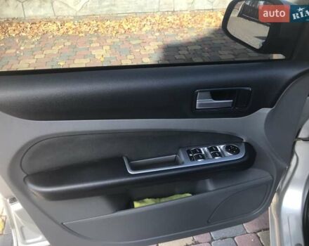 Сірий Форд Фокус, об'ємом двигуна 1.6 л та пробігом 265 тис. км за 6200 $, фото 9 на Automoto.ua