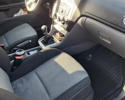 Серый Форд Фокус, объемом двигателя 1.6 л и пробегом 261 тыс. км за 5500 $, фото 14 на Automoto.ua