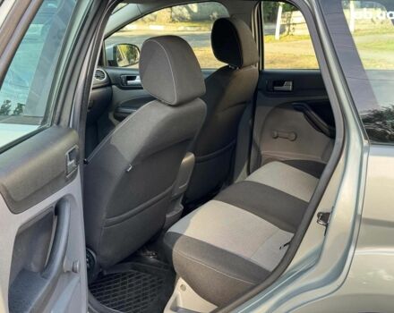 Сірий Форд Фокус, об'ємом двигуна 1.6 л та пробігом 300 тис. км за 5990 $, фото 8 на Automoto.ua