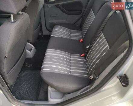 Серый Форд Фокус, объемом двигателя 1.6 л и пробегом 220 тыс. км за 5699 $, фото 17 на Automoto.ua