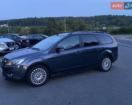 Сірий Форд Фокус, об'ємом двигуна 1.6 л та пробігом 279 тис. км за 5900 $, фото 1 на Automoto.ua