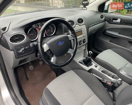 Сірий Форд Фокус, об'ємом двигуна 1.6 л та пробігом 303 тис. км за 6200 $, фото 39 на Automoto.ua