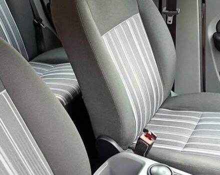 Сірий Форд Фокус, об'ємом двигуна 1.6 л та пробігом 169 тис. км за 6600 $, фото 17 на Automoto.ua