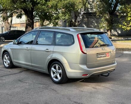 Сірий Форд Фокус, об'ємом двигуна 1.6 л та пробігом 300 тис. км за 5990 $, фото 2 на Automoto.ua