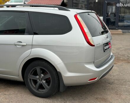 Серый Форд Фокус, объемом двигателя 1.6 л и пробегом 300 тыс. км за 5440 $, фото 8 на Automoto.ua