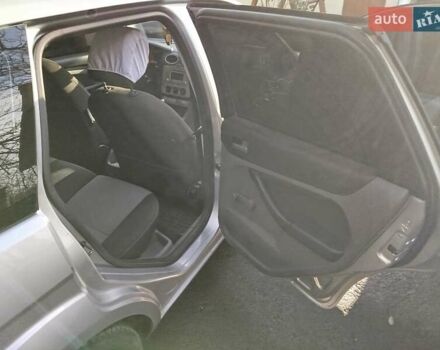 Сірий Форд Фокус, об'ємом двигуна 1.56 л та пробігом 233 тис. км за 5500 $, фото 8 на Automoto.ua