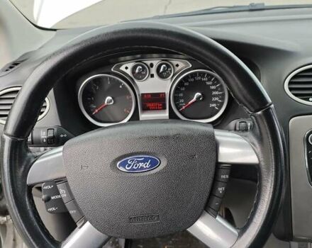 Серый Форд Фокус, объемом двигателя 1.6 л и пробегом 187 тыс. км за 5899 $, фото 13 на Automoto.ua
