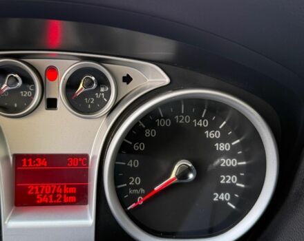 Серый Форд Фокус, объемом двигателя 1.6 л и пробегом 217 тыс. км за 6000 $, фото 11 на Automoto.ua