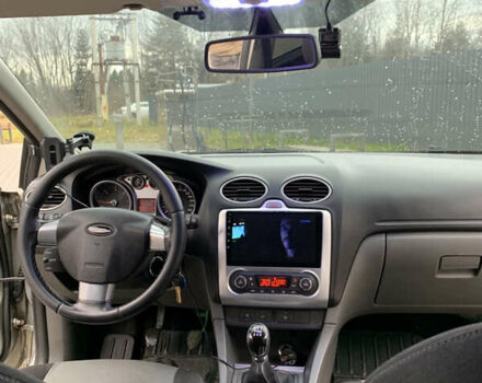 Серый Форд Фокус, объемом двигателя 1.75 л и пробегом 325 тыс. км за 5750 $, фото 22 на Automoto.ua