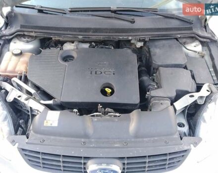 Серый Форд Фокус, объемом двигателя 1.8 л и пробегом 221 тыс. км за 5800 $, фото 7 на Automoto.ua