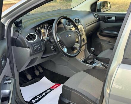 Сірий Форд Фокус, об'ємом двигуна 1.6 л та пробігом 300 тис. км за 5990 $, фото 8 на Automoto.ua