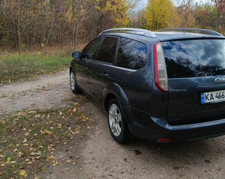 Серый Форд Фокус, объемом двигателя 1.6 л и пробегом 250 тыс. км за 4999 $, фото 1 на Automoto.ua