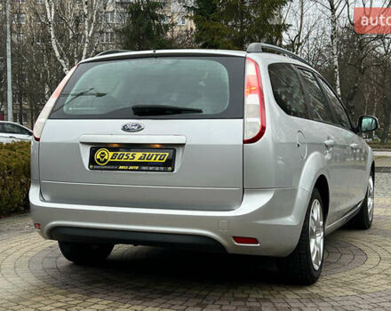 Серый Форд Фокус, объемом двигателя 1.56 л и пробегом 175 тыс. км за 5400 $, фото 6 на Automoto.ua