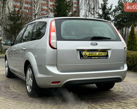 Серый Форд Фокус, объемом двигателя 1.56 л и пробегом 175 тыс. км за 5400 $, фото 4 на Automoto.ua