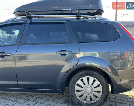 Серый Форд Фокус, объемом двигателя 1.6 л и пробегом 270 тыс. км за 5999 $, фото 12 на Automoto.ua