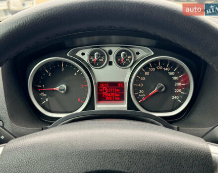 Сірий Форд Фокус, об'ємом двигуна 1.6 л та пробігом 300 тис. км за 5440 $, фото 25 на Automoto.ua