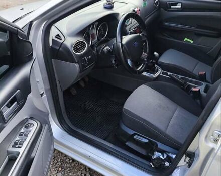 Форд Фокус 2010 в Конотопе на Automoto.ua Серый Форд Фокус, объемом двигателя 1.6 л и пробегом 277 тыс. км за 6000 $, фото 1 на Automoto.ua